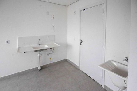 Apartamento à venda com 34m², 2 quartos e sem vagaCozinha e Área de Serviço