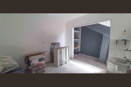 Casa para alugar com 90m², 2 quartos e sem vagaÁrea comum