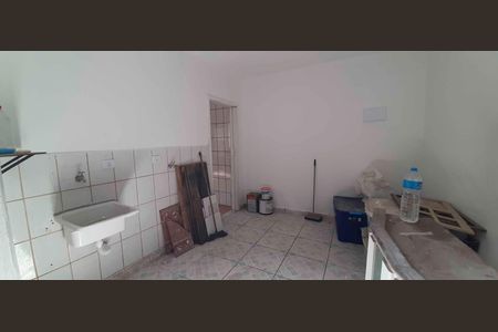 Casa para alugar com 90m², 2 quartos e sem vagaÁrea comum