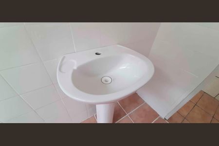 Casa para alugar com 90m², 2 quartos e sem vagaBanheiro