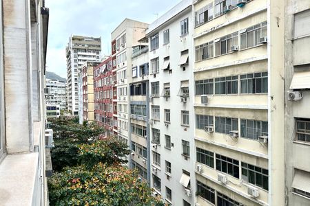 Sala vista de apartamento à venda com 3 quartos, 124m² em Copacabana, Rio de Janeiro