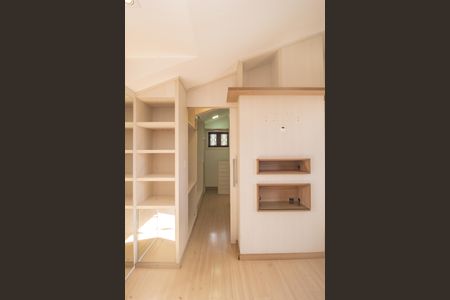 Casa à venda com 297m², 4 quartos e sem vagaSuíte 2