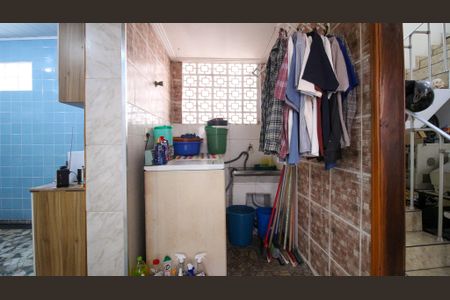 Casa à venda com 270m², 8 quartos e 3 vagas Casa à venda com 270m², 8 quartos e 3 vagasCasa 2 - Área de Serviço