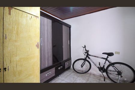 Casa à venda com 270m², 8 quartos e 3 vagas Casa à venda com 270m², 8 quartos e 3 vagasSala