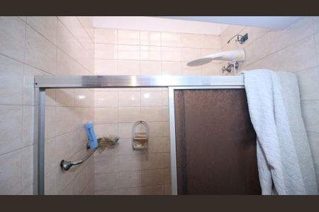 Casa à venda com 270m², 8 quartos e 3 vagas Casa à venda com 270m², 8 quartos e 3 vagasBanheiro Suíte 1