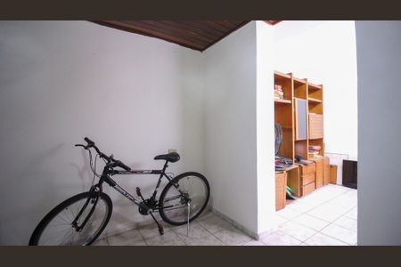 Casa à venda com 270m², 8 quartos e 3 vagas Casa à venda com 270m², 8 quartos e 3 vagasSala