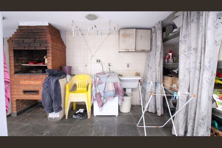 Casa à venda com 270m², 8 quartos e 3 vagas Casa à venda com 270m², 8 quartos e 3 vagasÁrea comum