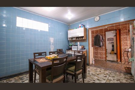 Casa à venda com 270m², 8 quartos e 3 vagas Casa à venda com 270m², 8 quartos e 3 vagasCasa 2 - Cozinha