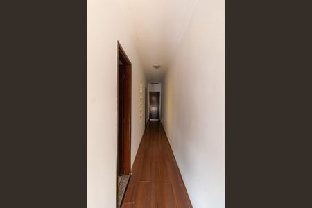 Casa para alugar com 260m², 3 quartos e 4 vagasCorredor