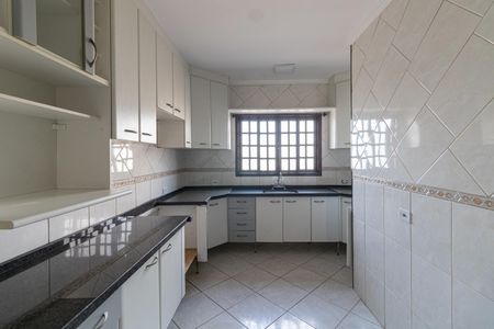Casa para alugar com 260m², 3 quartos e 4 vagasCozinha