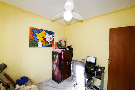 Apartamento à venda com 100m², 3 quartos e 2 vagasQuarto 2