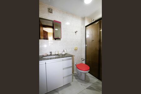 Apartamento à venda com 100m², 3 quartos e 2 vagasBanheiro da Suíte