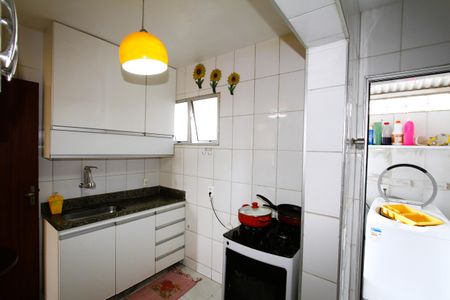 Apartamento à venda com 100m², 3 quartos e 2 vagasCozinha