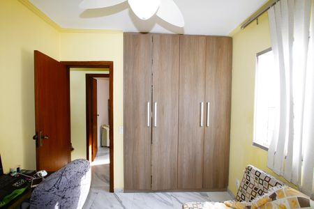 Apartamento à venda com 100m², 3 quartos e 2 vagasQuarto 2