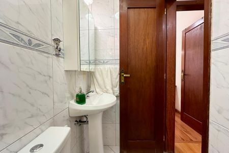 Apartamento à venda com 95m², 3 quartos e sem vagaBanheiro
