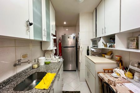 Apartamento à venda com 95m², 3 quartos e sem vagaCozinha