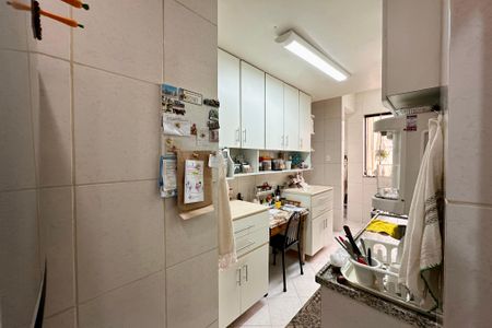 Apartamento à venda com 95m², 3 quartos e sem vagaCozinha