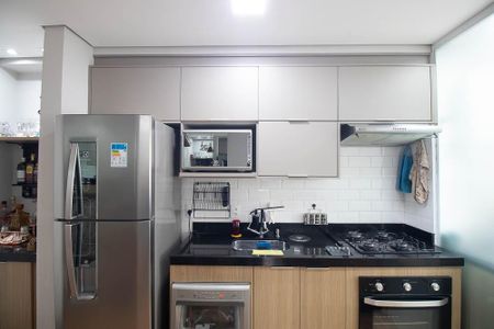 Apartamento à venda com 42m², 2 quartos e 1 vaga Apartamento à venda com 42m², 2 quartos e 1 vagaCozinha - Armários