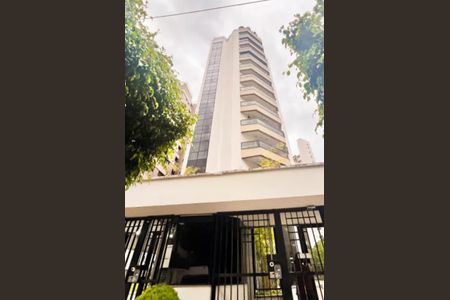 Apartamento para alugar com 200m², 3 quartos e 3 vagasFachada