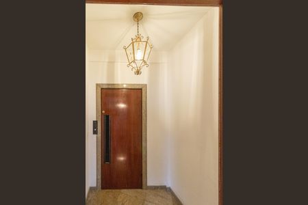 Apartamento para alugar com 200m², 3 quartos e 3 vagasEntrada