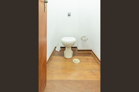 Apartamento para alugar com 200m², 3 quartos e 3 vagasLavabo