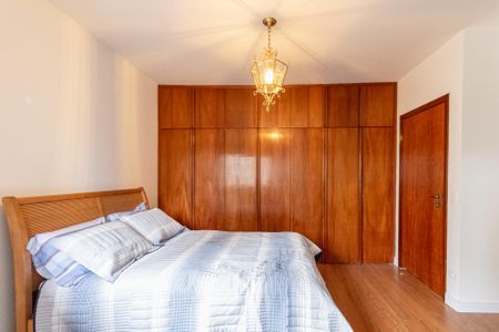 Apartamento para alugar com 200m², 3 quartos e 3 vagasSuíte 2