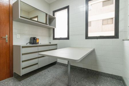 Apartamento para alugar com 200m², 3 quartos e 3 vagasCozinha