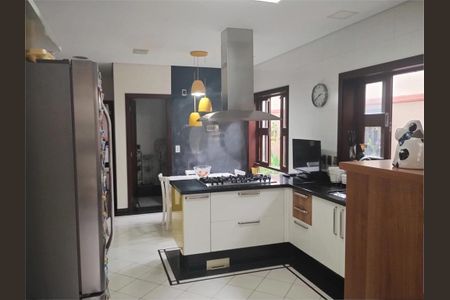 Casa à venda com 488m², 5 quartos e 3 vagas