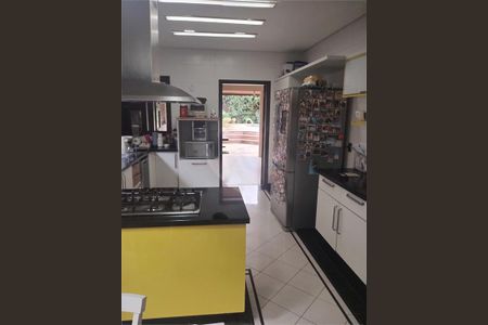 Casa à venda com 488m², 5 quartos e 3 vagas