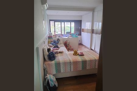 Casa à venda com 488m², 5 quartos e 3 vagas