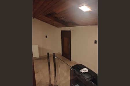 Casa à venda com 488m², 5 quartos e 3 vagas