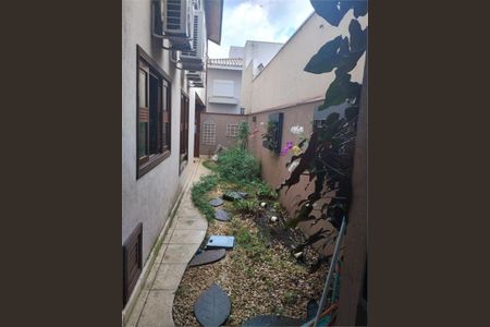 Casa à venda com 488m², 5 quartos e 3 vagas