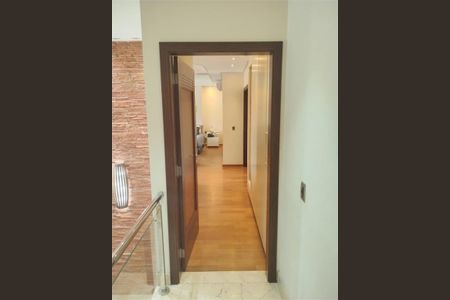 Casa à venda com 488m², 5 quartos e 3 vagas