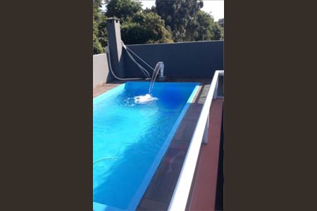 Casa à venda com 215m², 3 quartos e 3 vagas