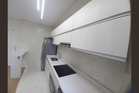 Apartamento à venda com 64m², 3 quartos e 1 vaga