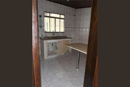 Casa à venda com 73m², 3 quartos e 1 vaga