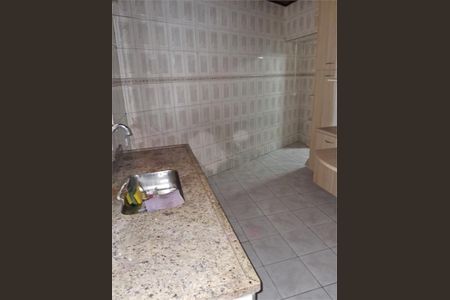 Casa à venda com 73m², 3 quartos e 1 vaga