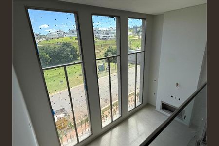 Casa à venda com 447m², 4 quartos e 6 vagas