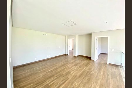 Casa à venda com 447m², 4 quartos e 6 vagas