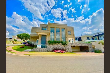 Casa à venda com 447m², 4 quartos e 6 vagas