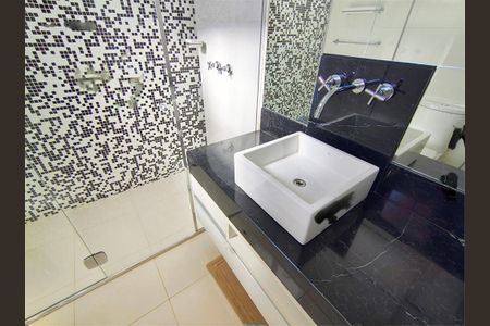 Casa à venda com 4 quartos, 410m² em Parque do Colégio, Jundiaí