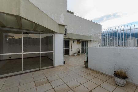 Apartamento à venda com 344m², 4 quartos e 2 vagasVaranda
