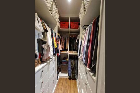 Apartamento à venda com 220m², 4 quartos e 3 vagas