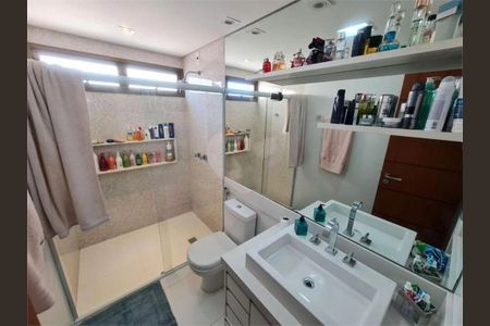 Apartamento à venda com 220m², 4 quartos e 3 vagas