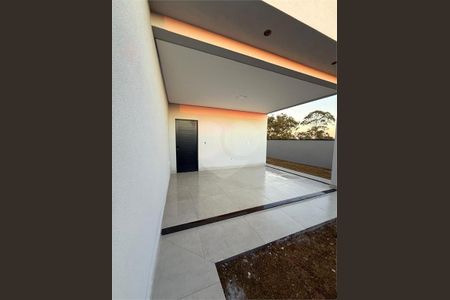 Casa à venda com 170m², 3 quartos e 1 vaga