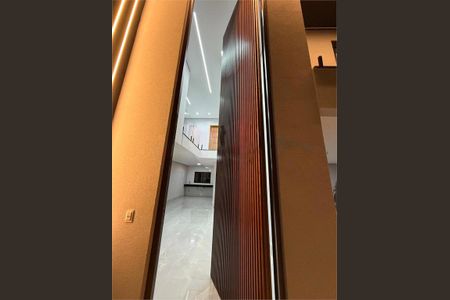 Casa à venda com 170m², 3 quartos e 1 vaga