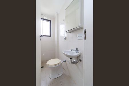 Apartamento para alugar com 179m², 4 quartos e 3 vagasÁrea de Serviço - Banheiro