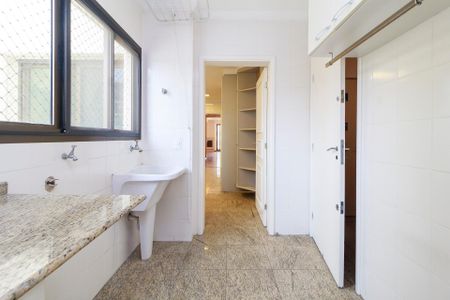 Apartamento para alugar com 179m², 4 quartos e 3 vagasÁrea de Serviço
