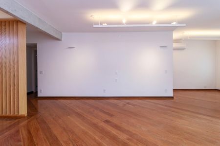 Apartamento para alugar com 179m², 4 quartos e 3 vagasSala