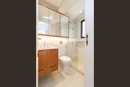 Apartamento para alugar com 179m², 4 quartos e 3 vagasBanheiro da Suíte 2